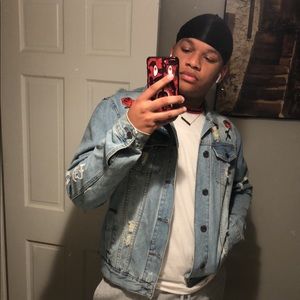 Meet your Posher, Damion